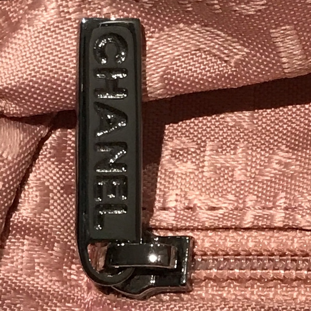 SOLD Chanel Chocolate Bar pink Caviar leather - Picture 10 of 16